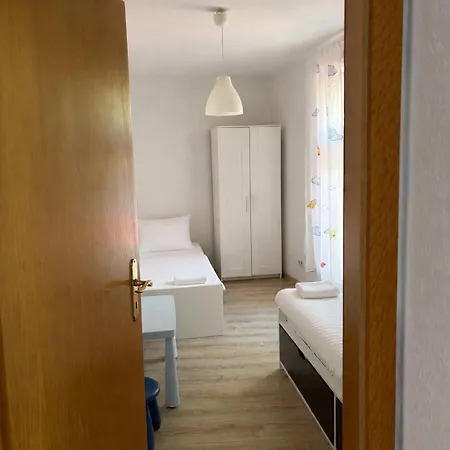 Baedervilla-Goehren.De Villa Minna Whg 3 גוהרן